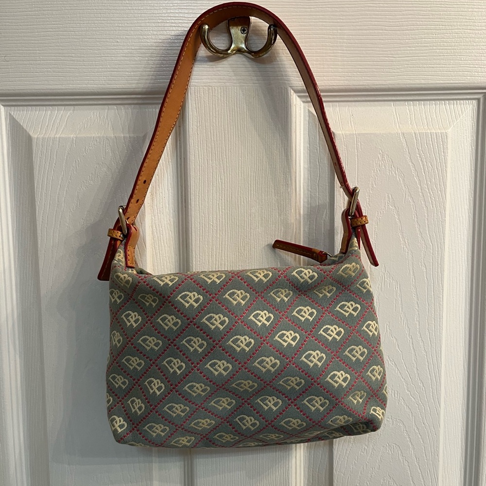 Dooney & Bourke Bag